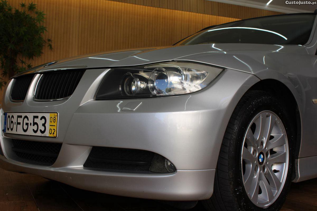 BMW 320 d EfficientDynamics — fotografia 16