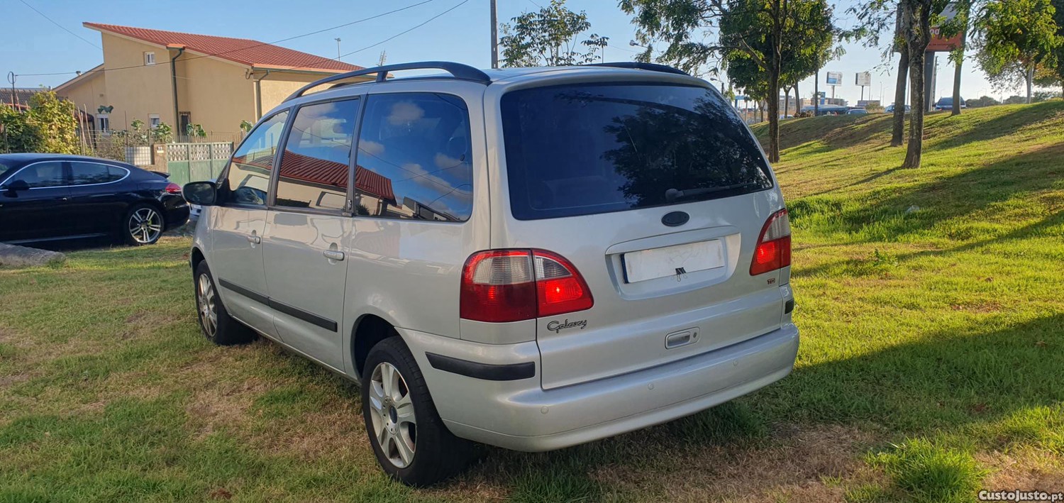 Ford Galaxy 1.9 Tdi 115cv 7 Lugares — fotografia 10
