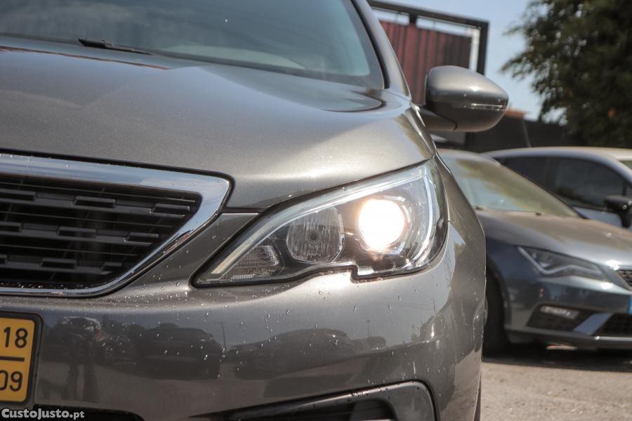 Peugeot 308 1.5 BlueHDi Style — fotografia 16
