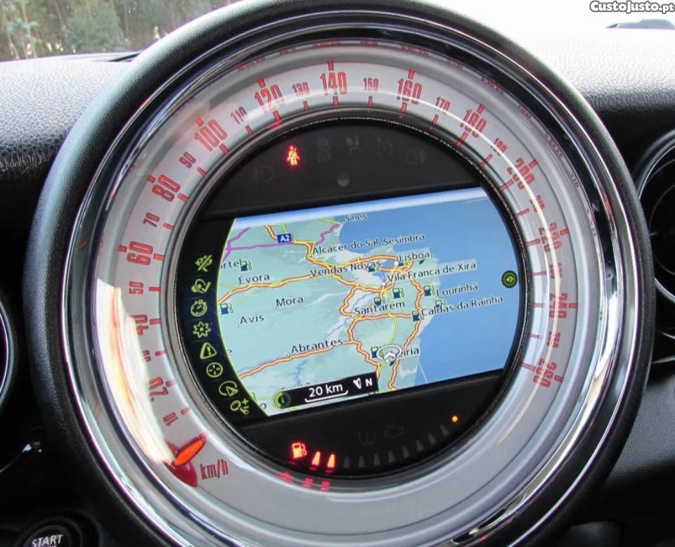 MINI Cooper D 1.6 112 CV Full Extras — fotografia 3