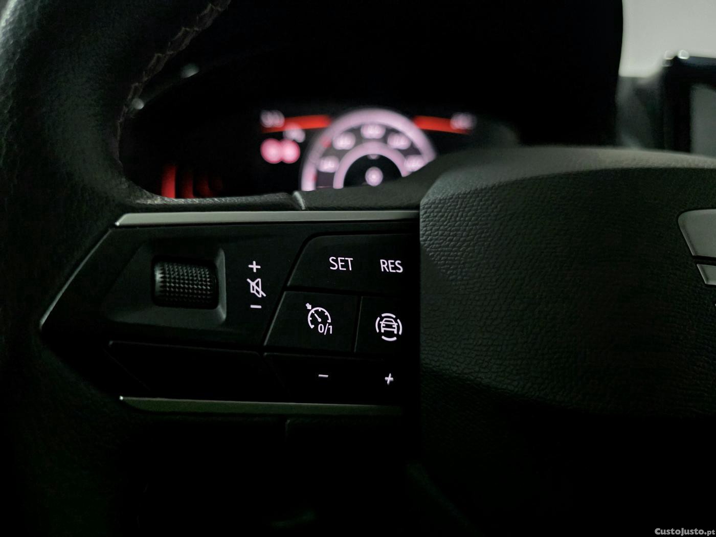 SEAT Arona 1.0 TSI Style DSG — fotografia 10