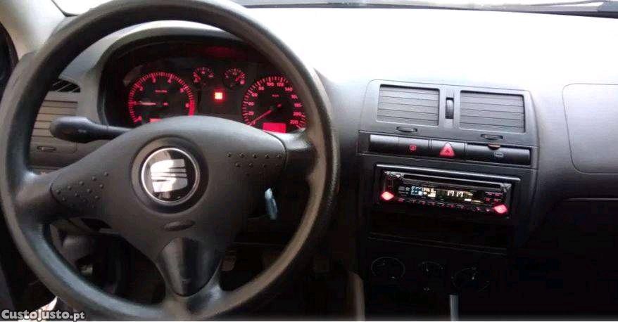 SEAT Ibiza Select — fotografia 3