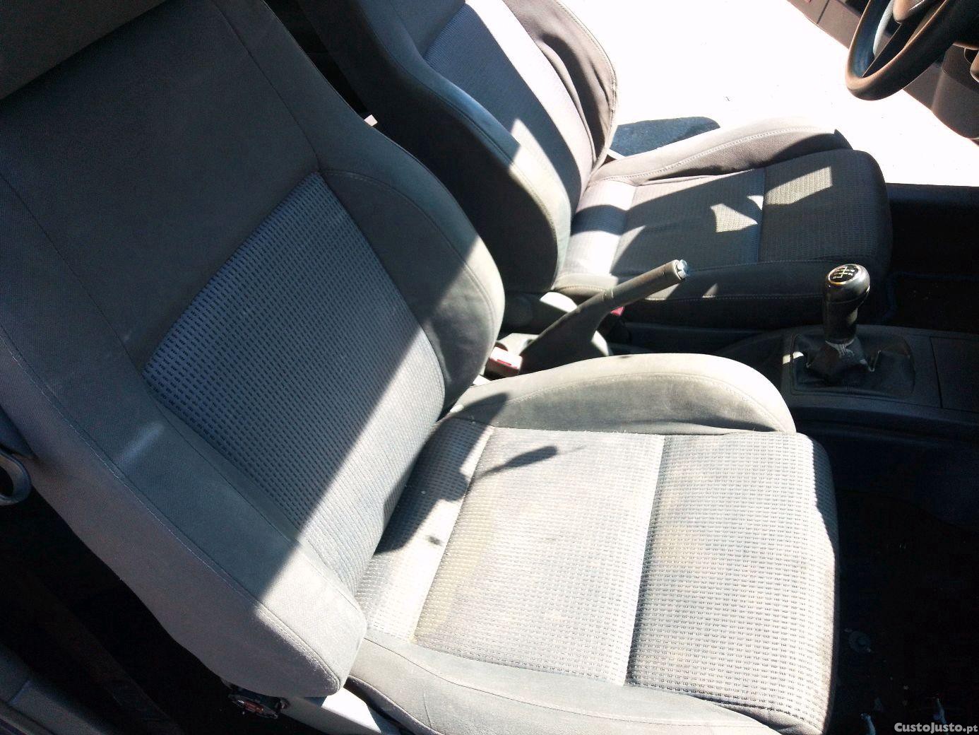 Volkswagen Polo 1.4 tdi — fotografia 4