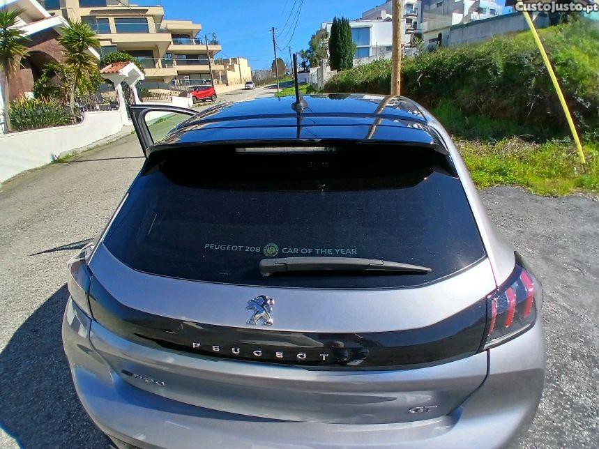 Peugeot e-208 GT Line — fotografia 4