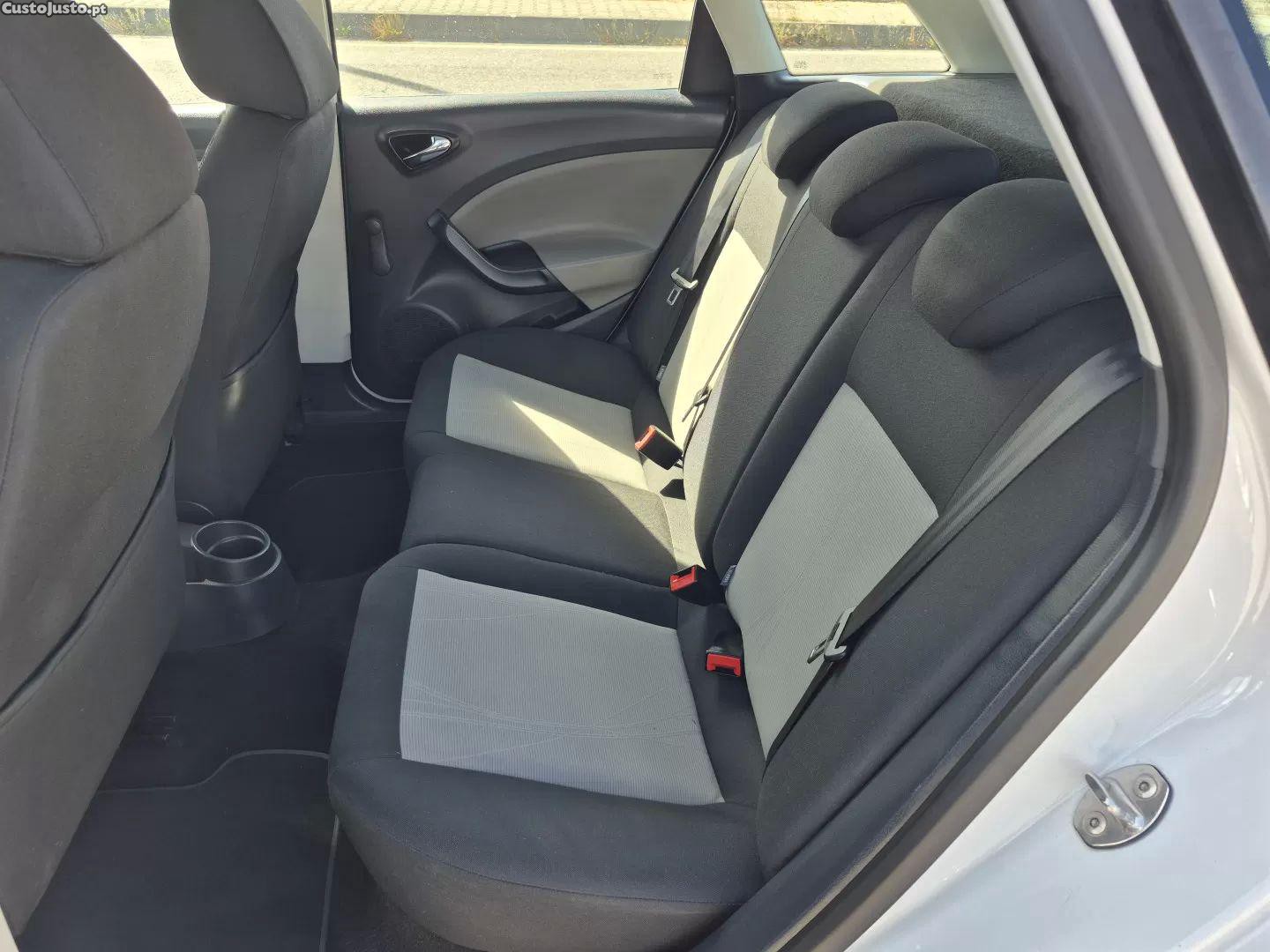 SEAT Ibiza 1.2 tdi cr ecomotive style 4you — fotografia 6