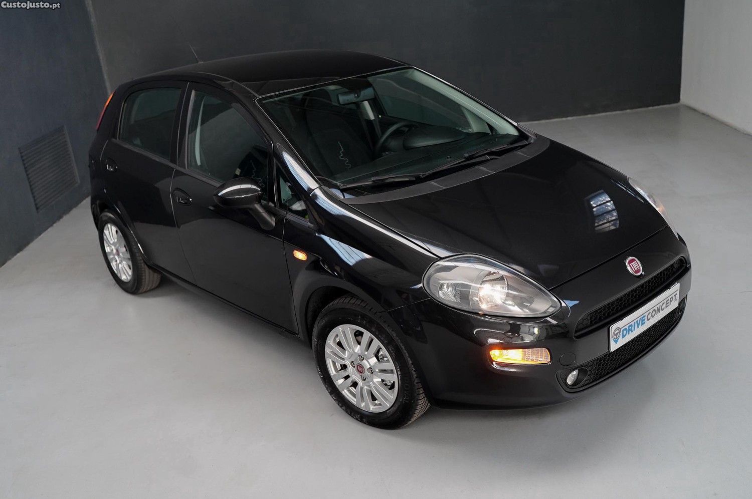 Fiat Punto 1.3 M-Jet Lounge S&S — fotografia 16
