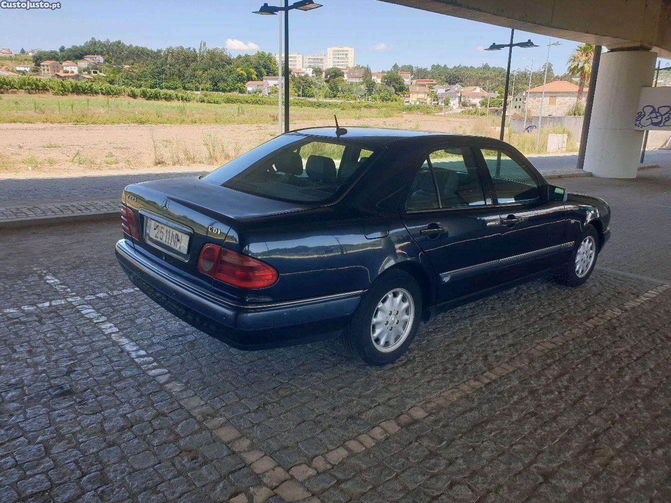 Mercedes-Benz E 220 E220 cdi elegance 99 — fotografia 10
