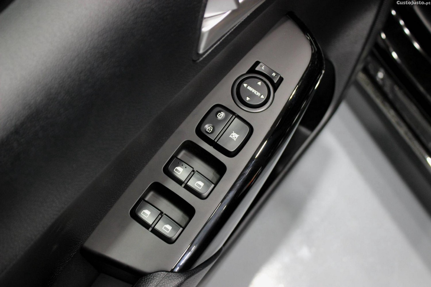 Kia Picanto 1.0 MPi Urban — fotografia 19