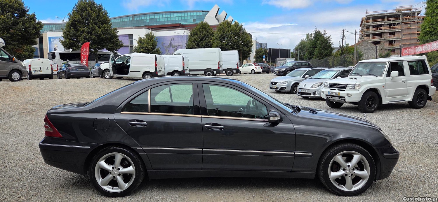 Mercedes-Benz C 220 CDI CX Autonatica — fotografia 3