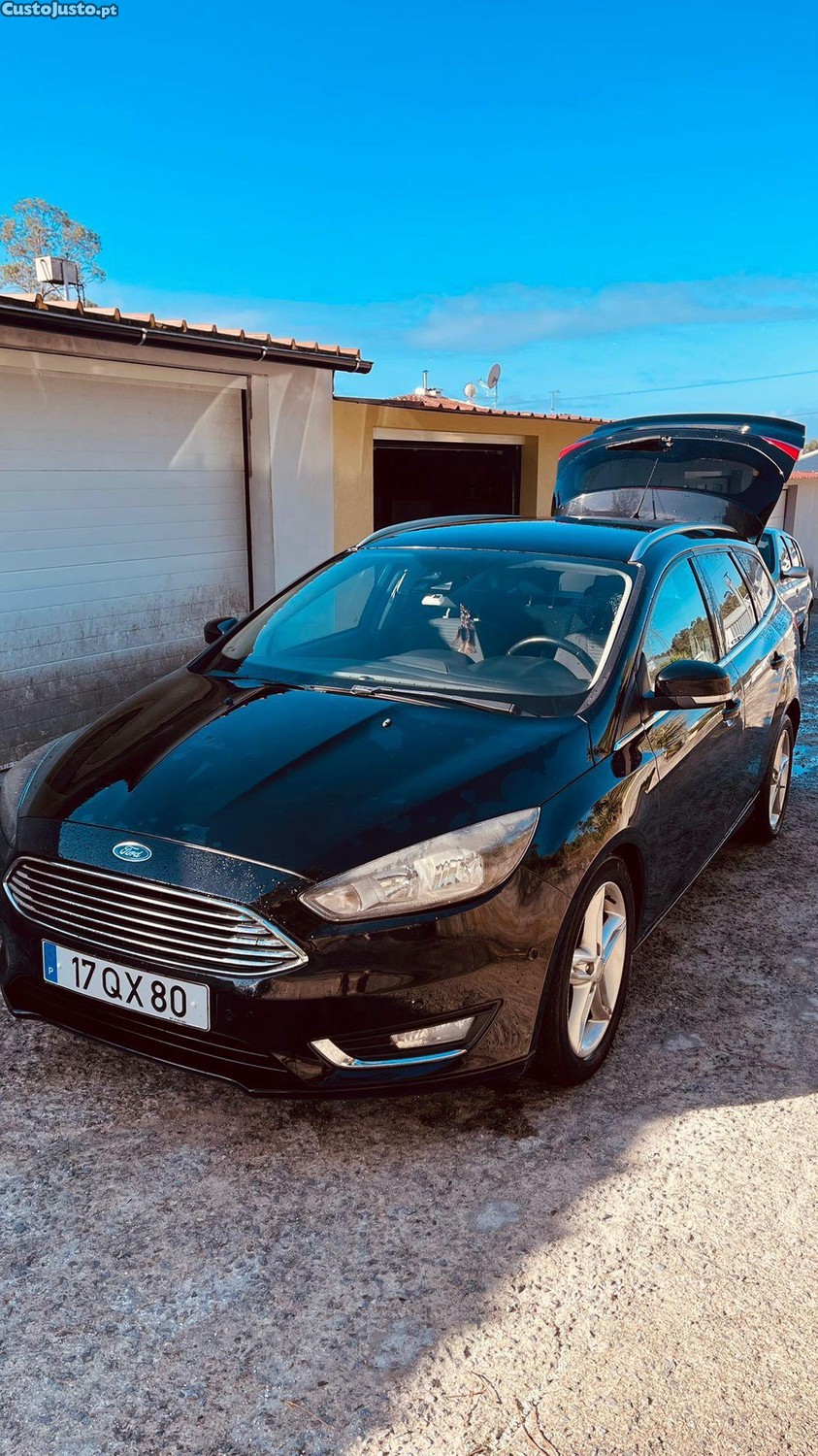 Ford Focus 1.5 tddi — fotografia 10