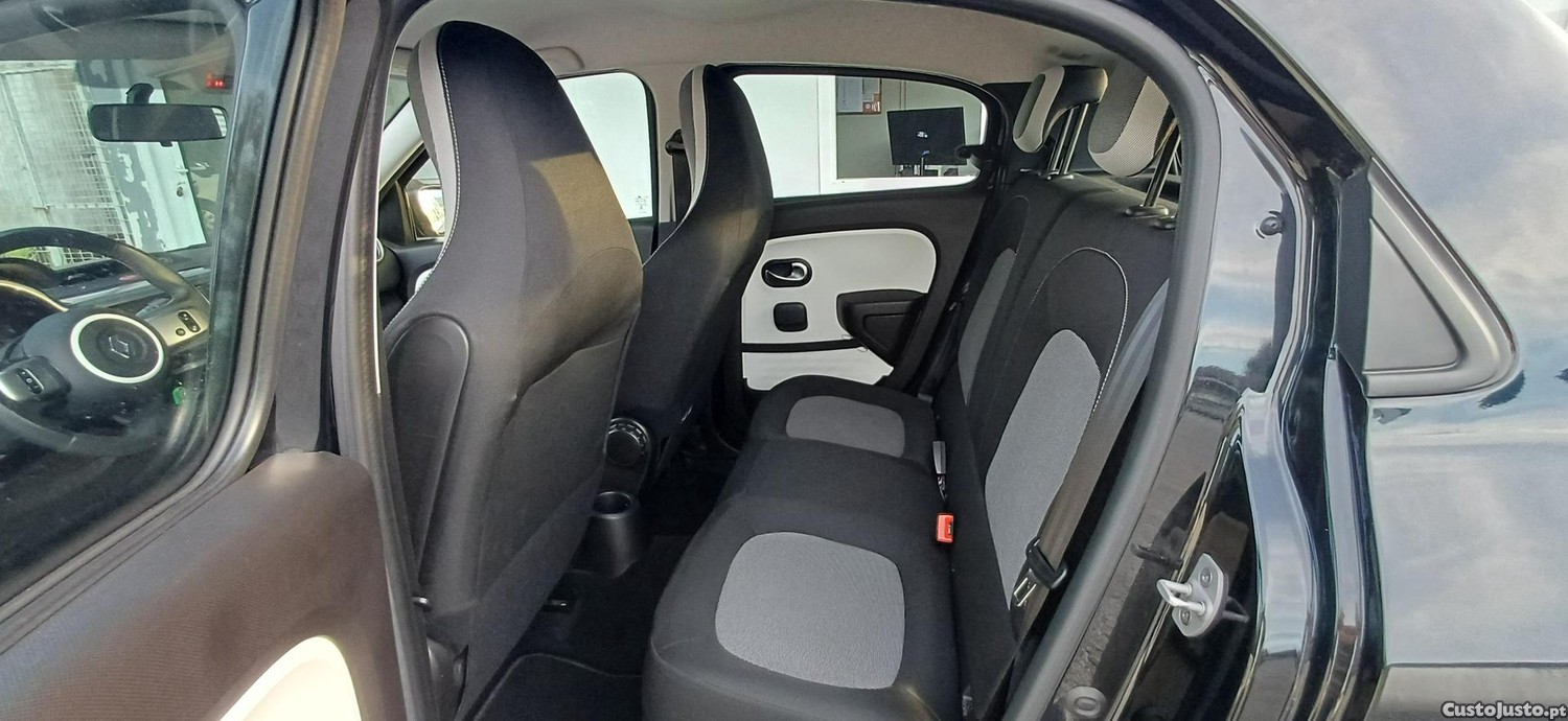 Renault Twingo SCE LIMITED — fotografia 17