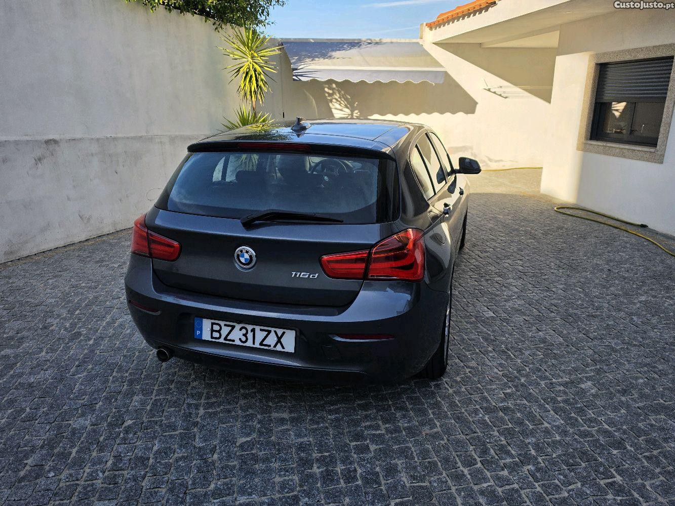 BMW 116 d cv — fotografia 7