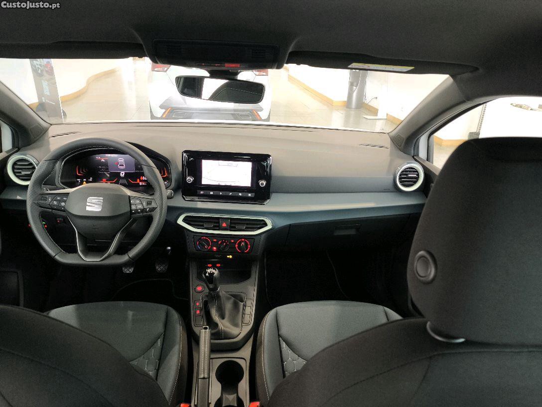 SEAT Ibiza Style Plus — fotografia 2