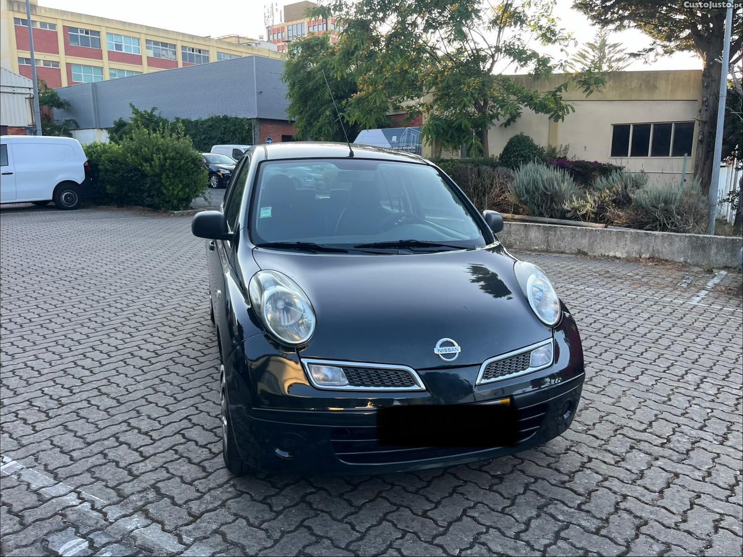 Nissan Micra Confort — fotografia 17