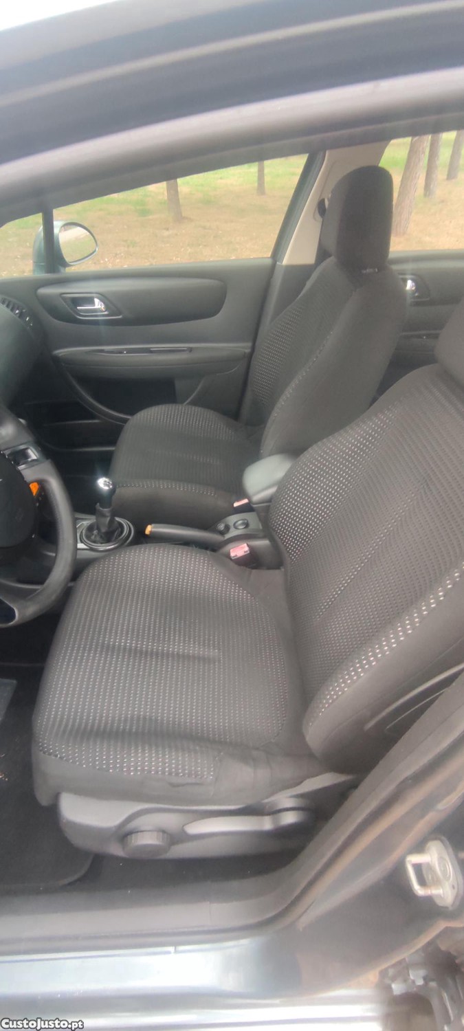 Citroën C4 1.6 HDI — fotografia 7