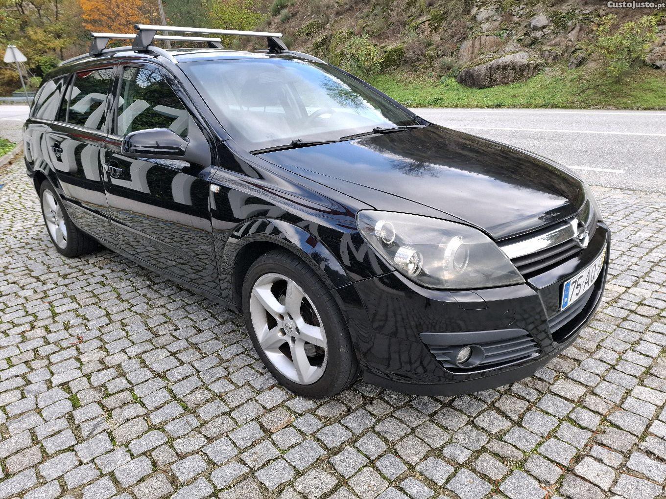 Opel Astra 1.9 CDTI — fotografia 6
