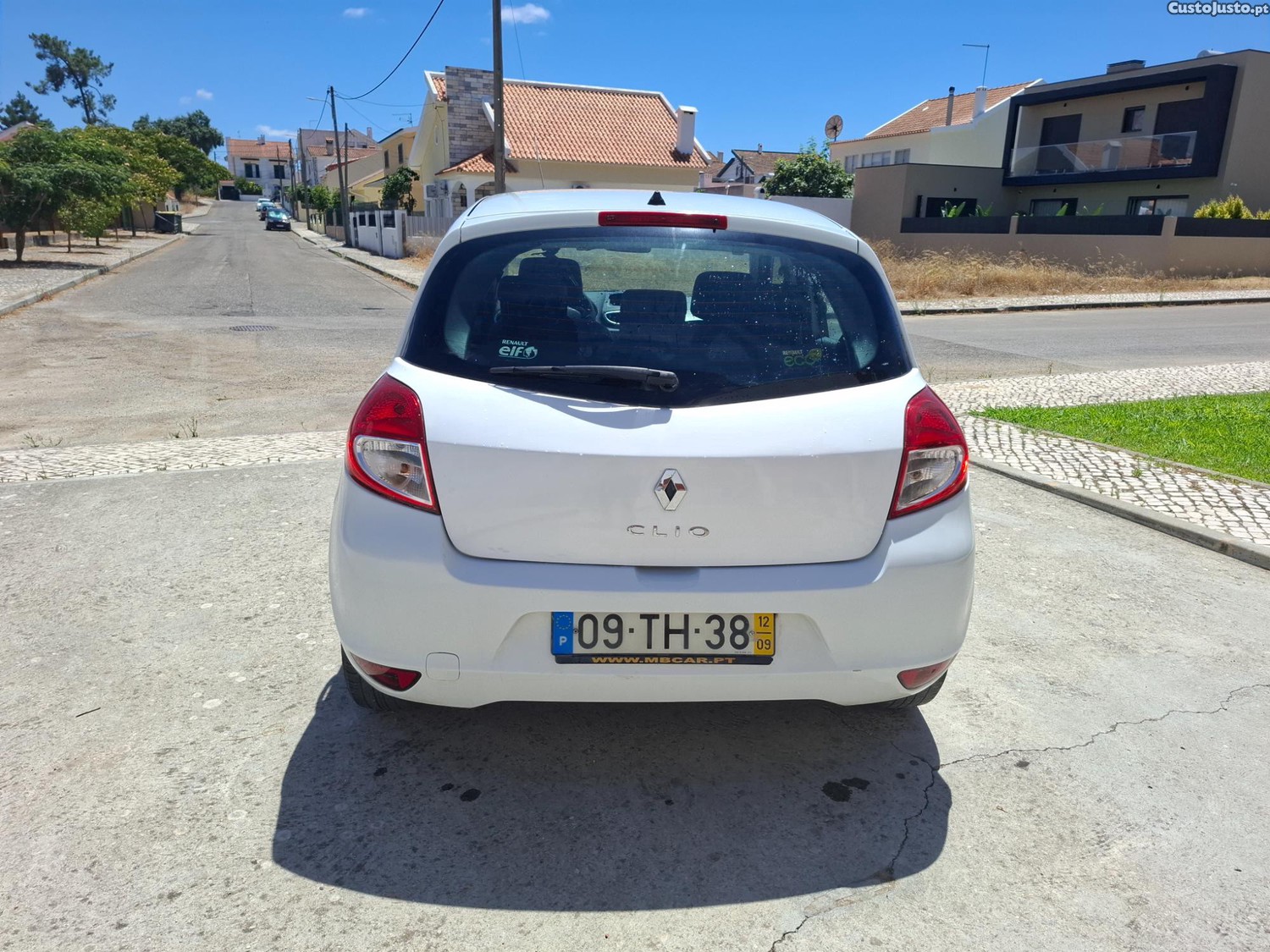 Renault Clio 1.5 Dci 90cv 159mks - 12 foto 5