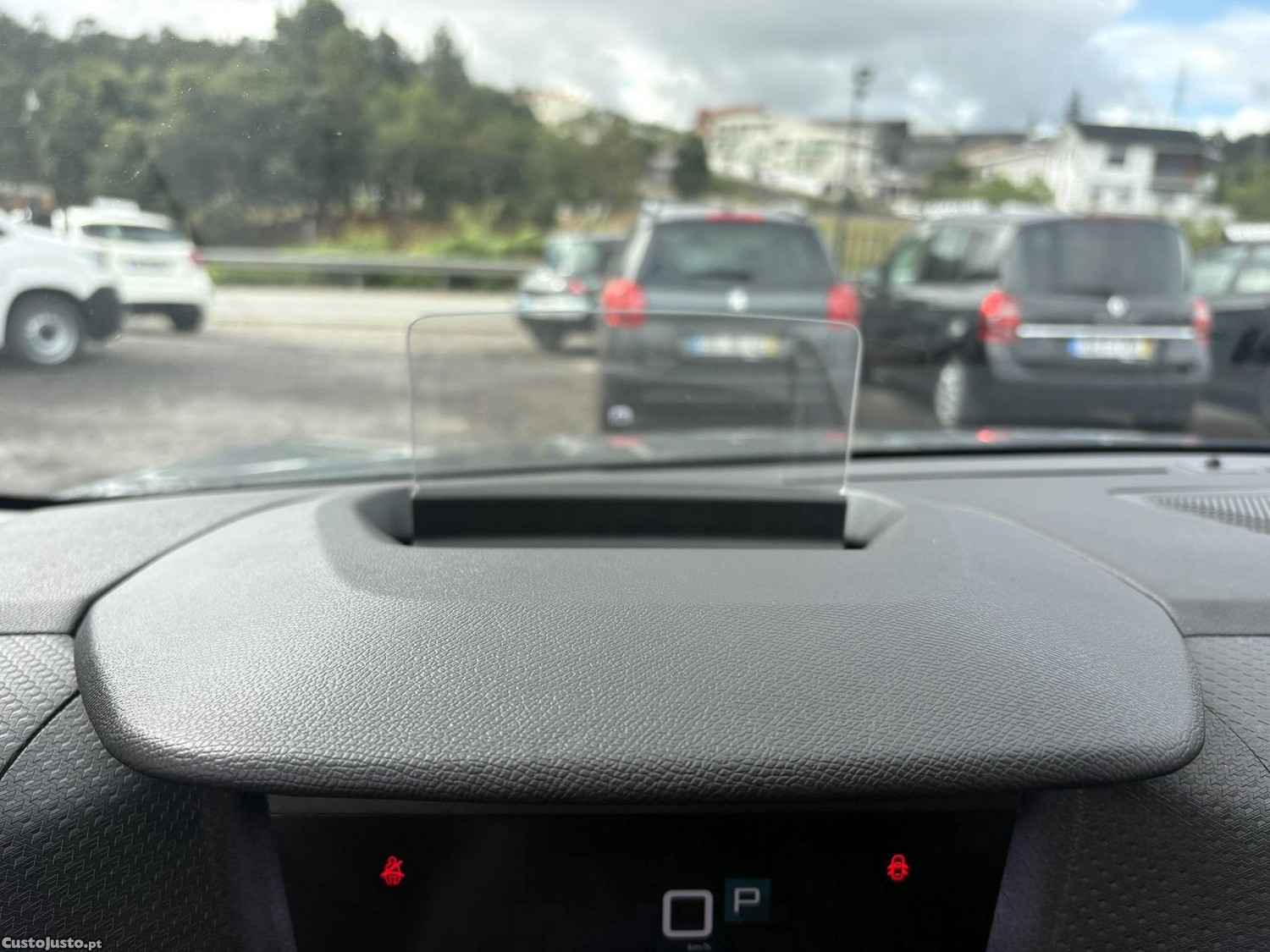 Citroën C4 1.2 PureTech Feel Pack EAT8 — fotografia 8