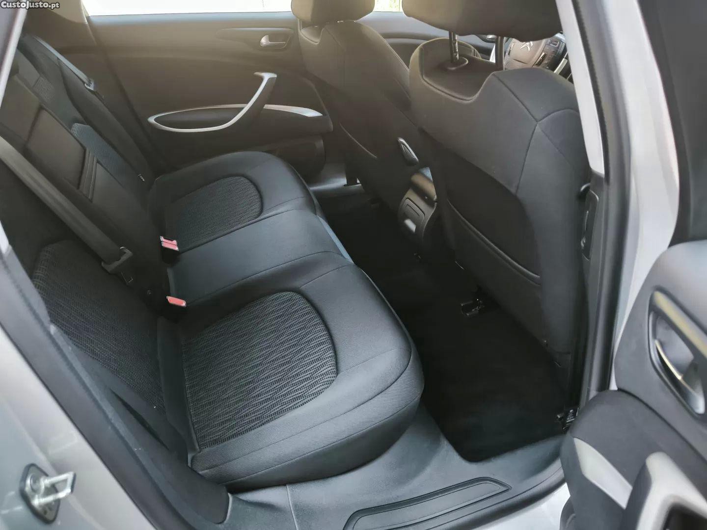 Citroën C4 1.6 hdi exclusive auto — fotografia 4