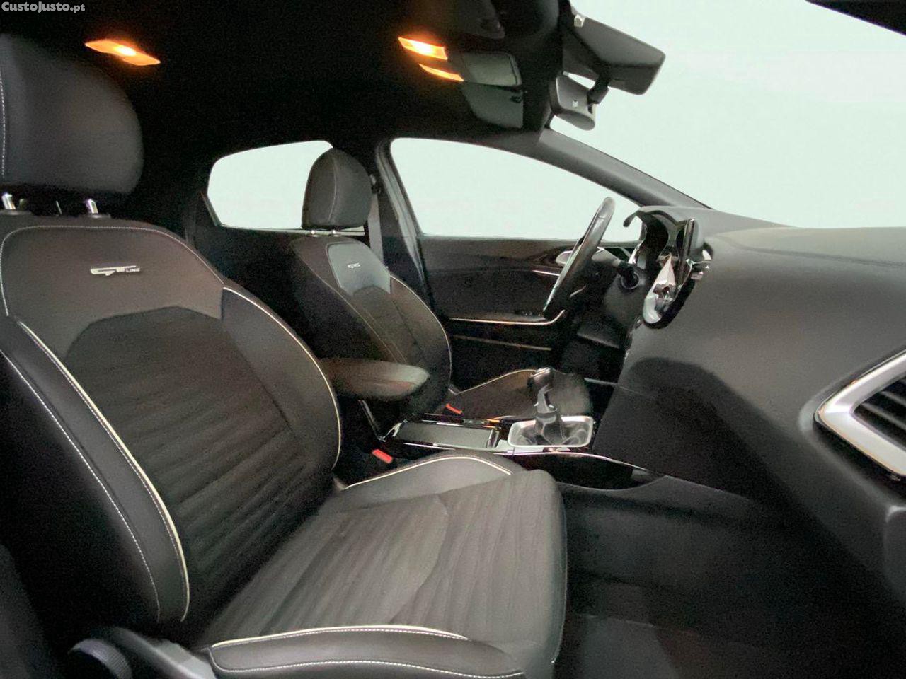 Kia XCeed 1.0 T-GDI GT-Line — fotografia 7