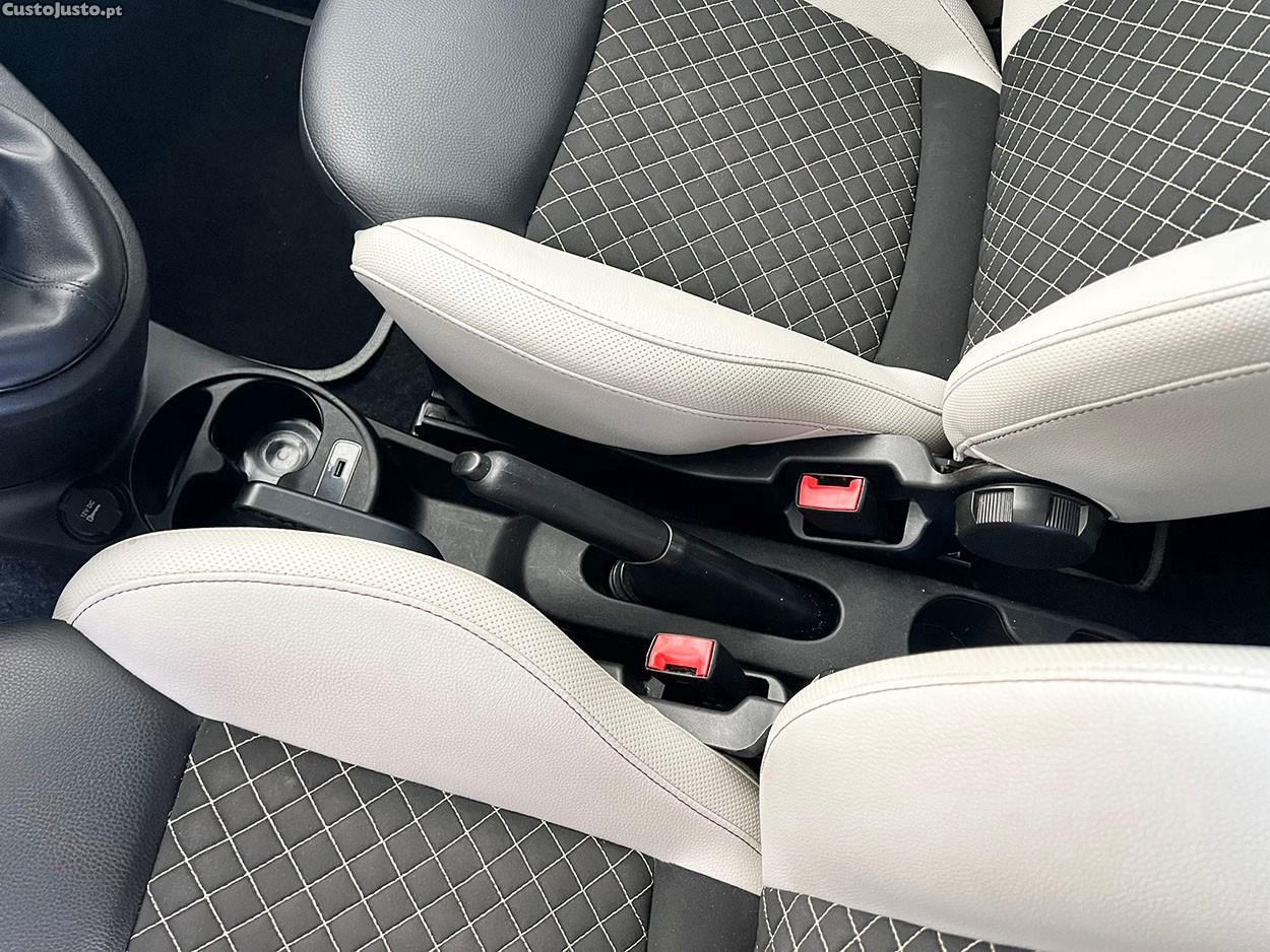 Fiat 500C 1.0 Hybrid Star — fotografia 5