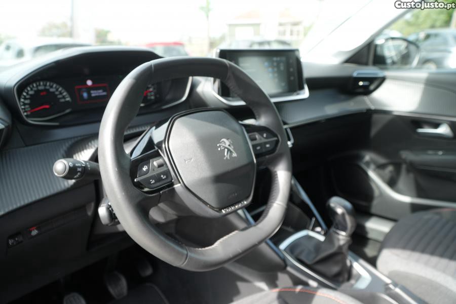 Peugeot 208 1.2 PureTech Active — fotografia 4