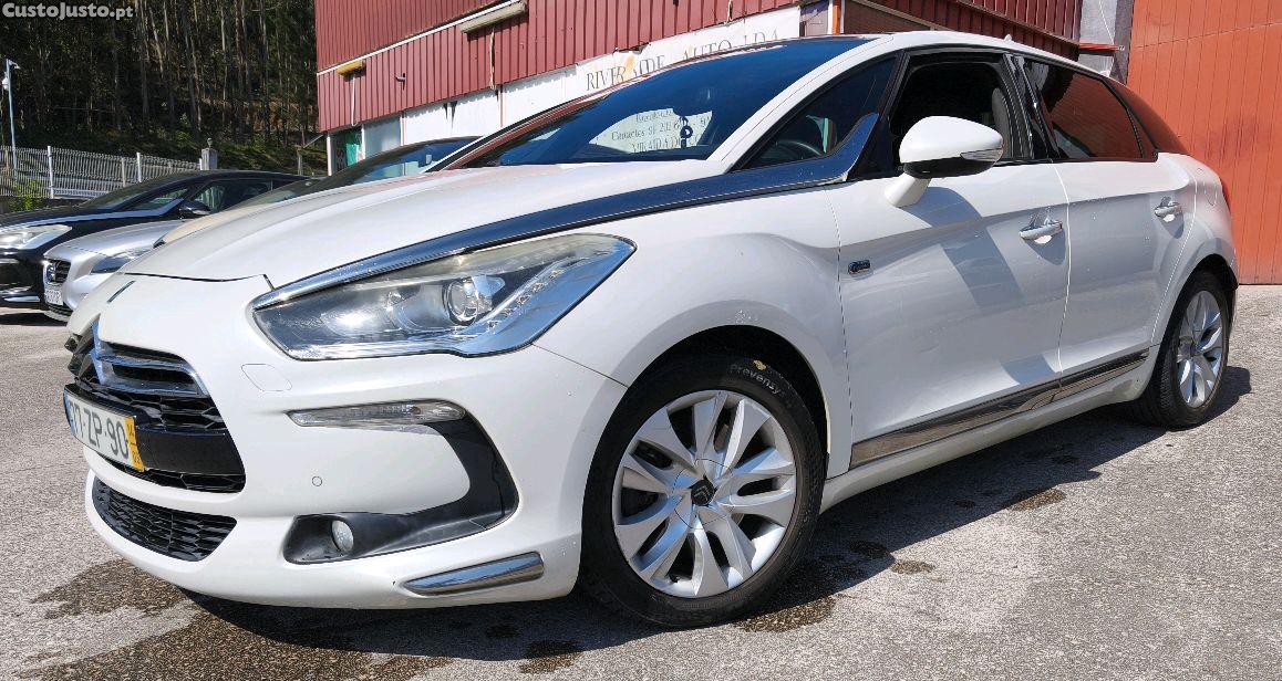 Citroën DS5 2.0 HDi 200cv Hybrid — photo 3