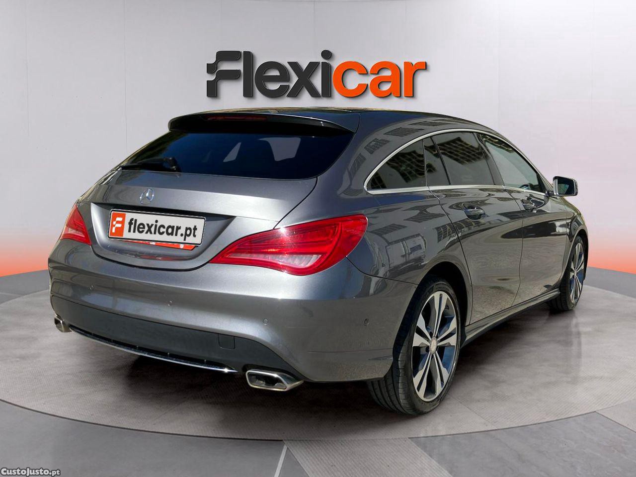 Mercedes-Benz CLA 220 d Shooting Brake Urban Aut. — fotografia 12