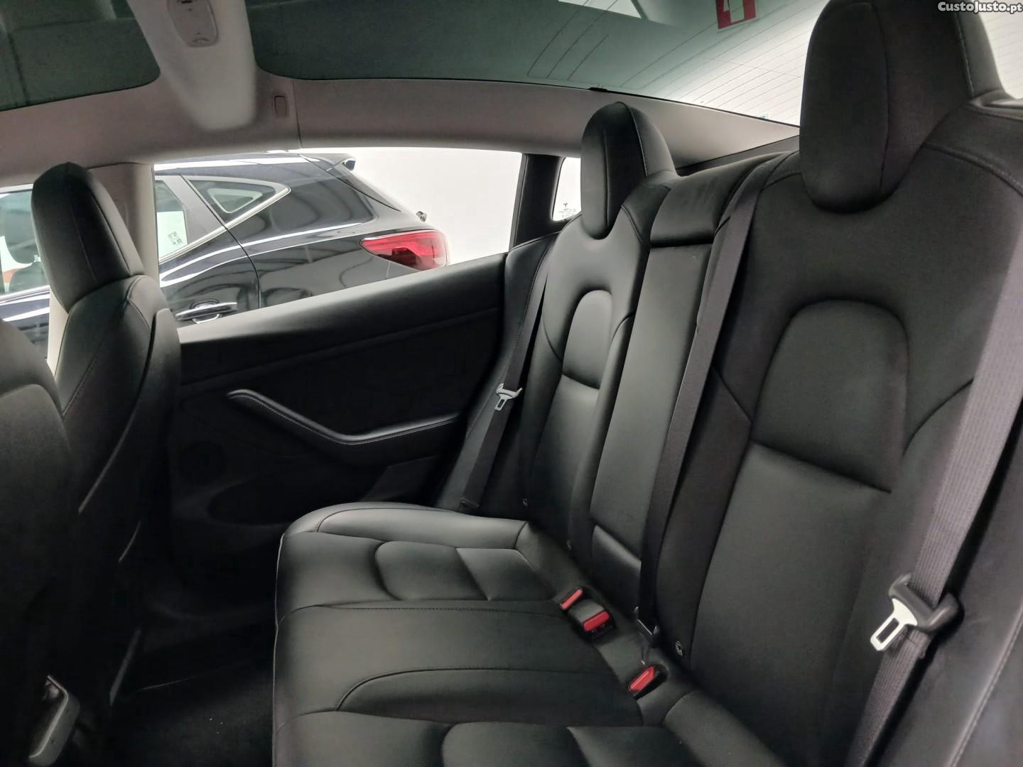 Tesla Model 3 Standard RWD — fotografia 7