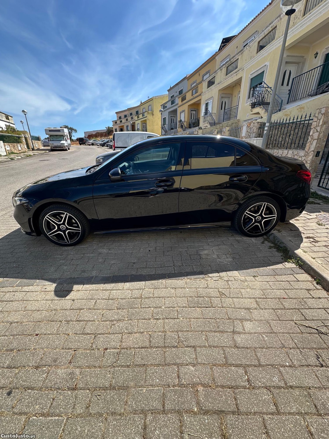 Mercedes-Benz A 250 A250e Limousine AMG Line Plug-in Hybrid — fotografia 6