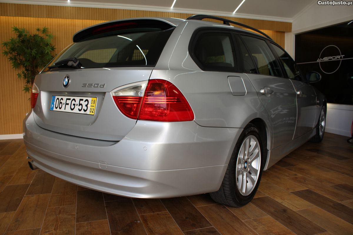 BMW 320 d EfficientDynamics — fotografia 4