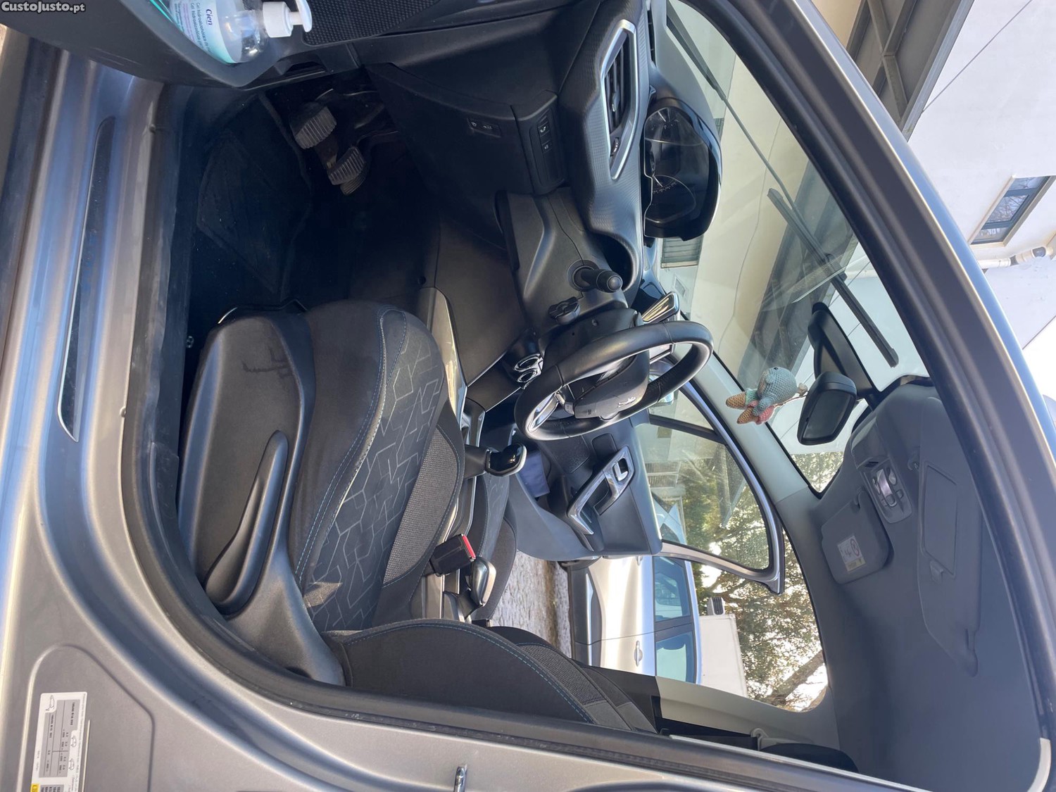Peugeot 2008 1.2 PureTech Style — fotografia 4