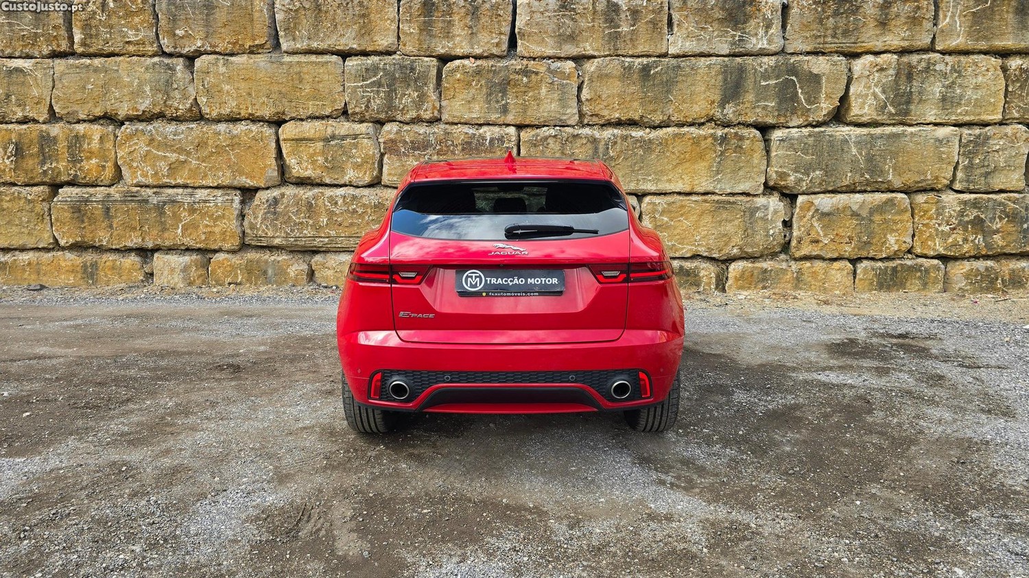 Jaguar E-Pace 2.0 R-Dynamic First Edition AWD Aut. — fotografia 25