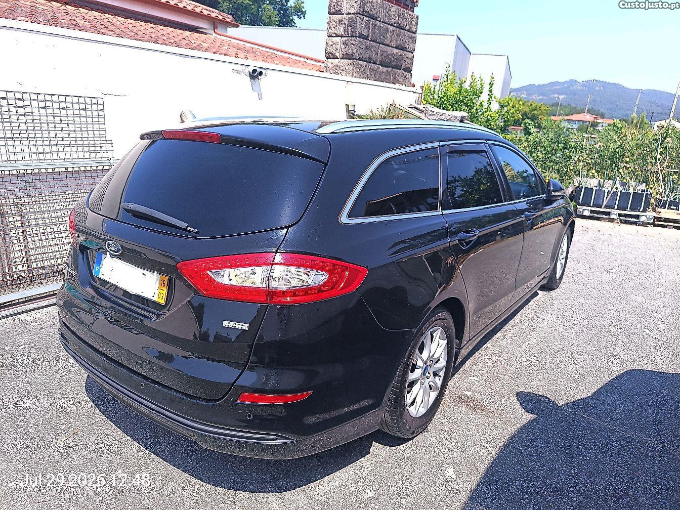 Ford Mondeo sw — fotografia 8