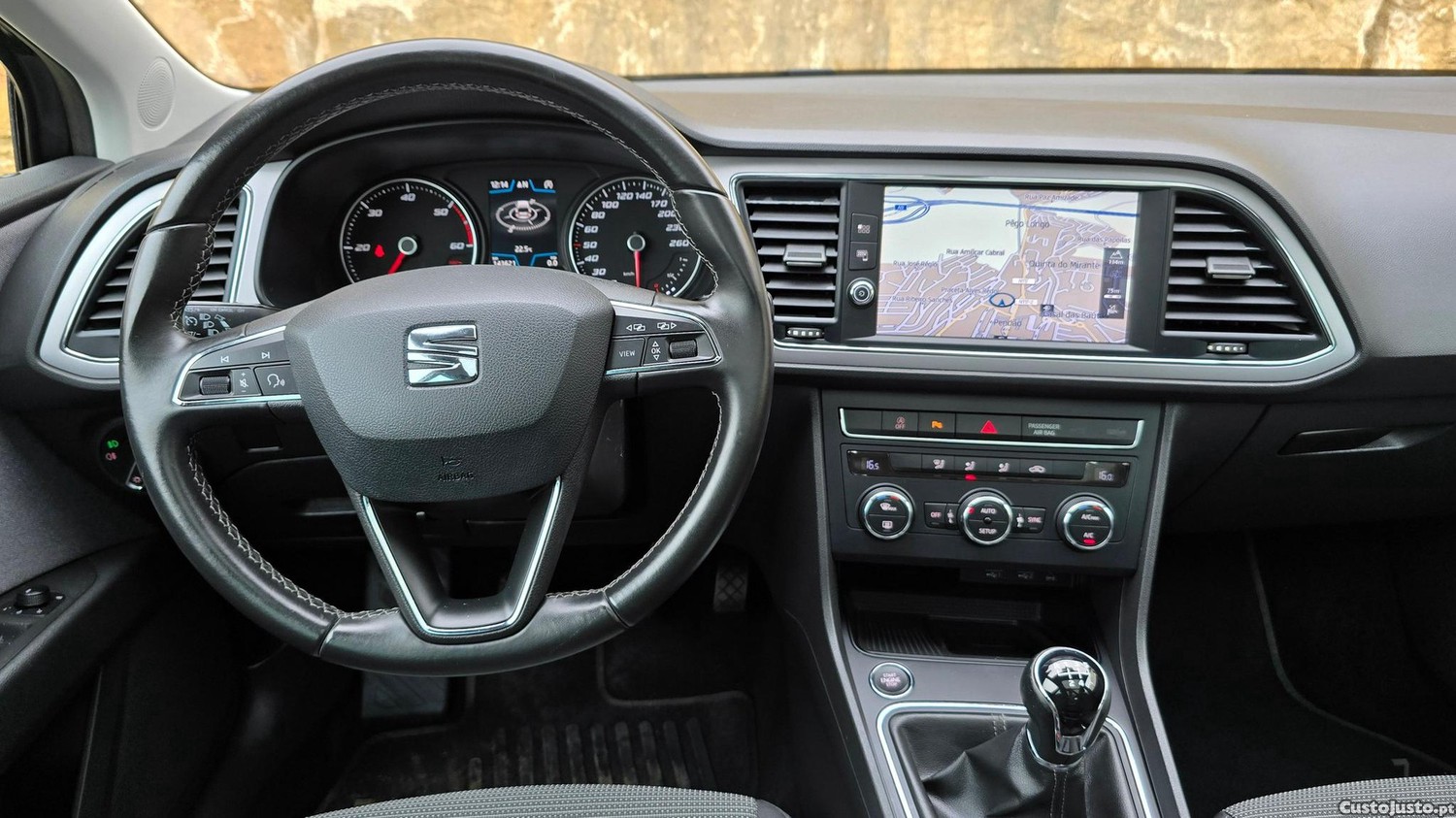 SEAT Leon 1.6 TDI Style — fotografia 18