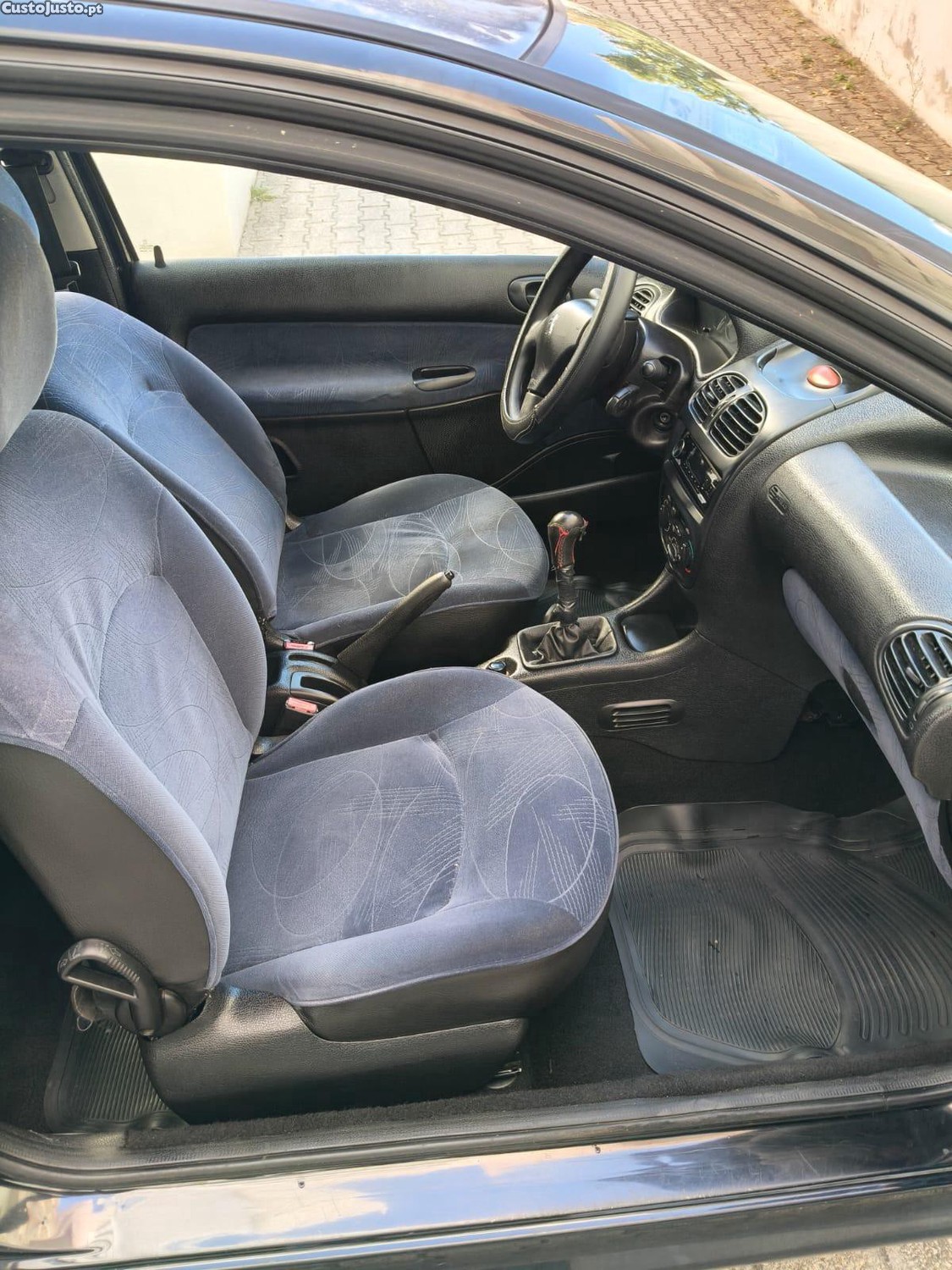 Peugeot 206 1.1 — fotografia 6
