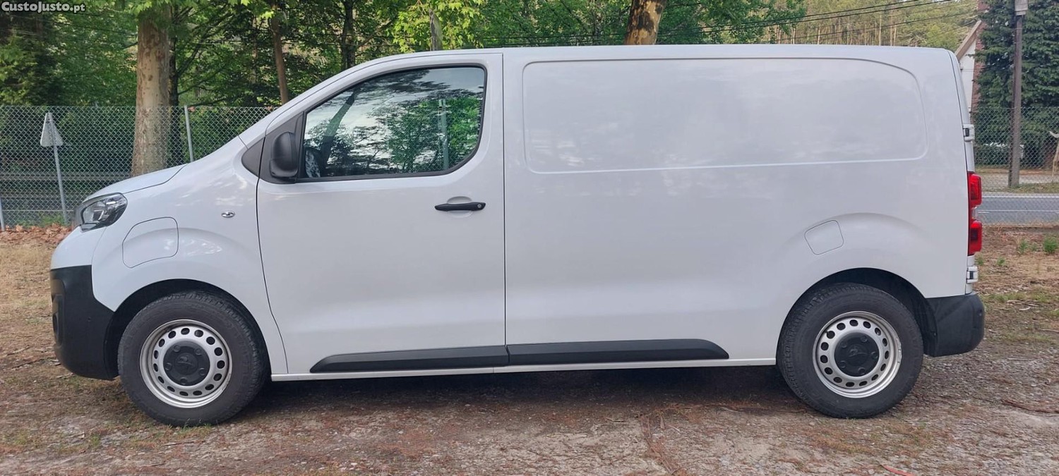 Peugeot e-Expert 75 kWh Semi-Vidrado Premium Standard — fotografia 5