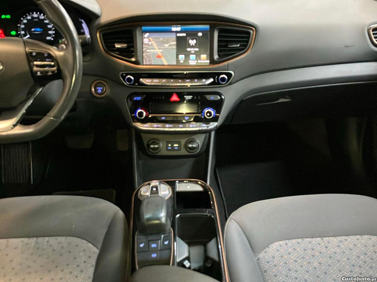 Hyundai IONIQ 28kWh Eletric Tech — fotografia 15