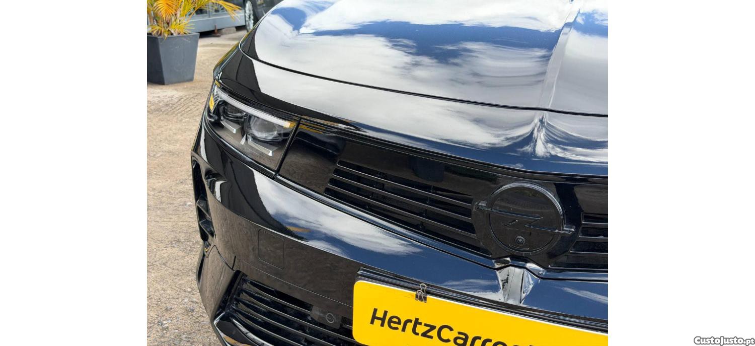Opel Astra GS 1.2 T 130cv — fotografia 2