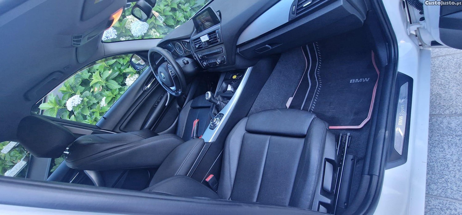 BMW 116 serie 1 — fotografia 4