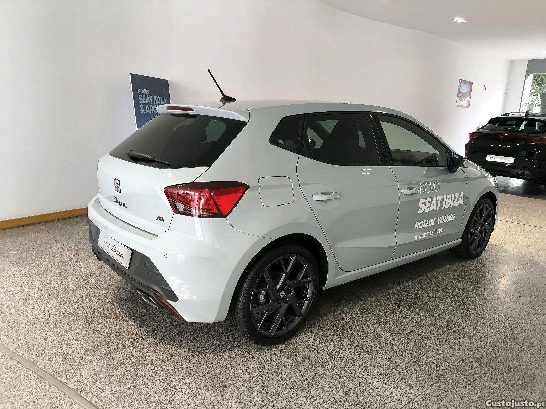 Seat Ibiza FR 115 - 26 foto 4