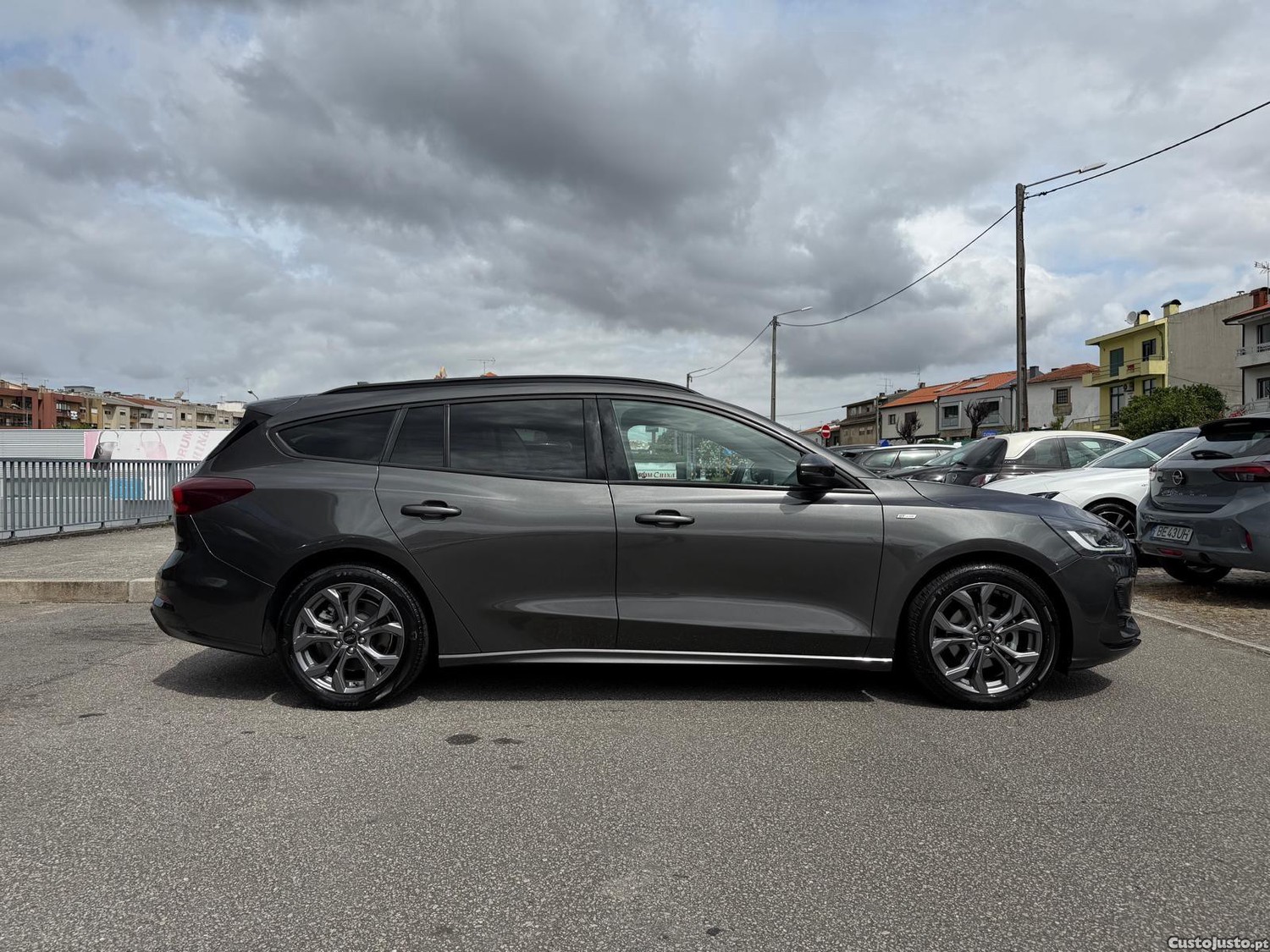 Ford Focus SW 1.0 EcoBoost MHEV ST-Line — fotografia 21