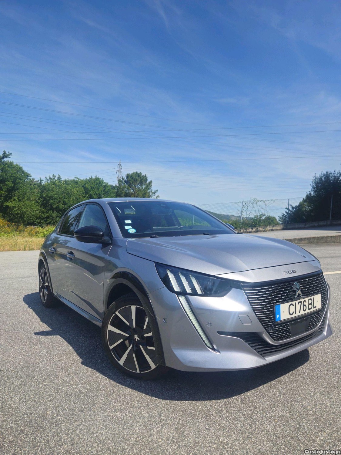 Peugeot e-208 gt-line — fotografia 11