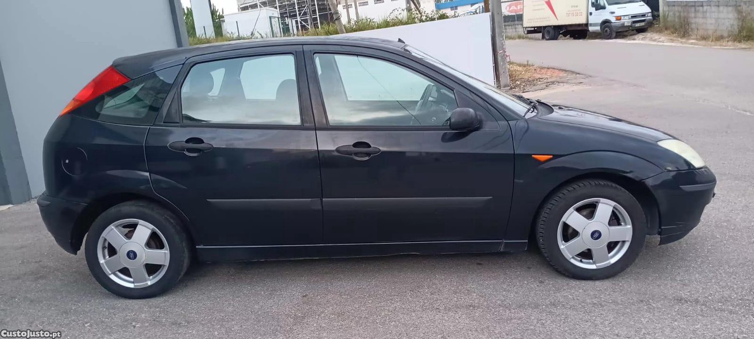 Ford Focus () — fotografia 11