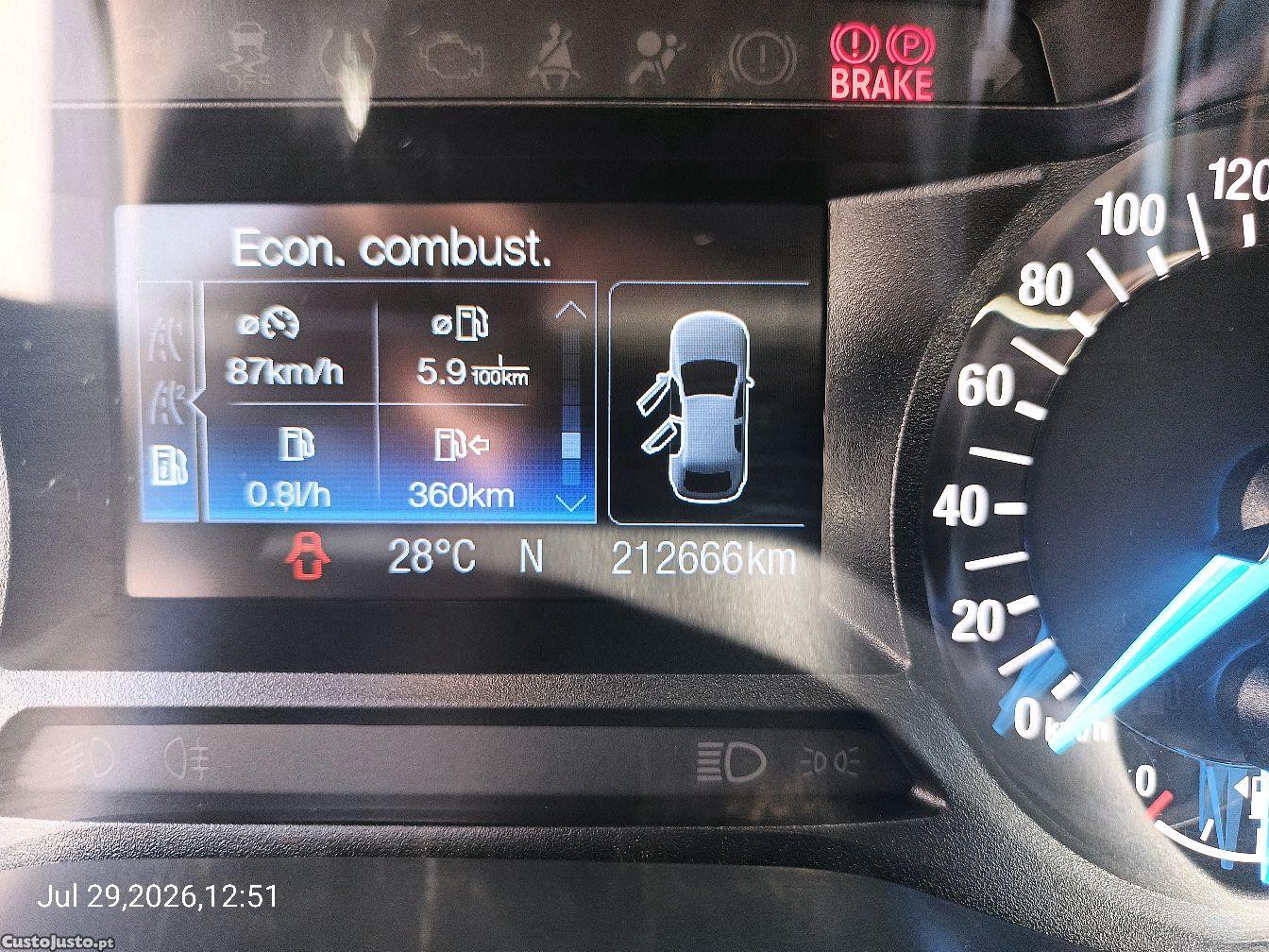 Ford Mondeo sw — fotografia 7