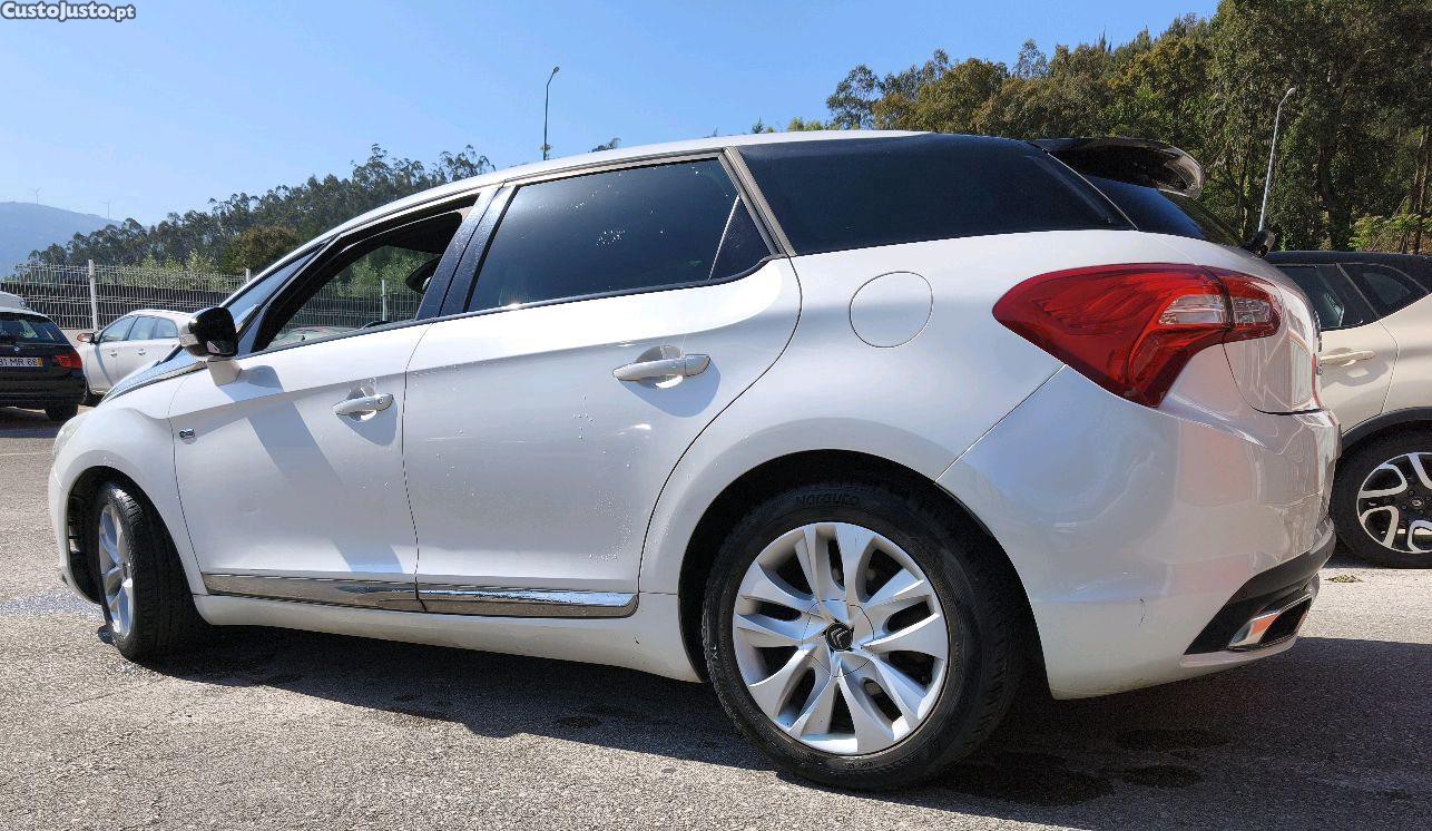 Citroën DS5 2.0 HDi 200cv Hybrid — photo 4
