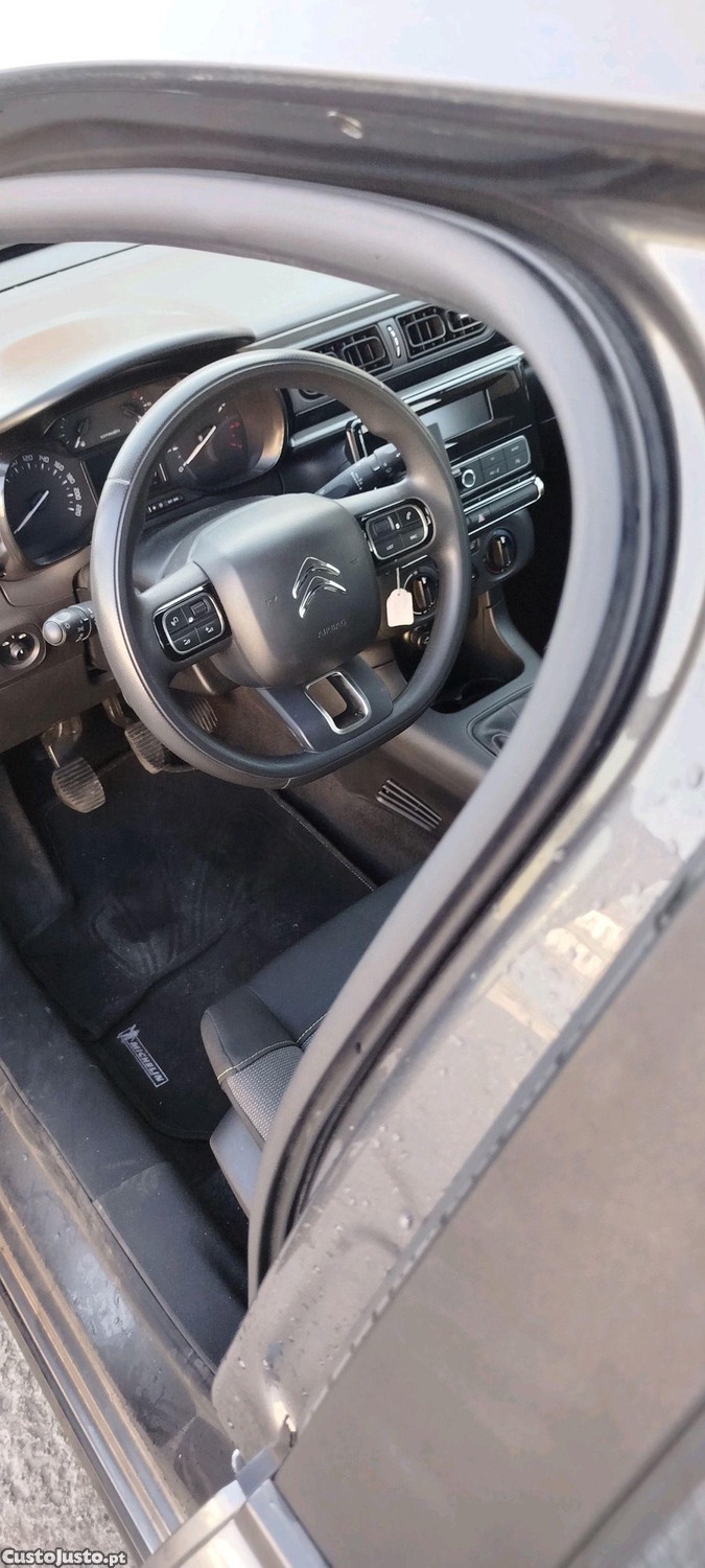 Citroën C3 puretch 1.2 — fotografia 2
