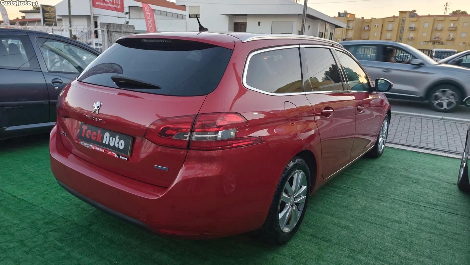Peugeot 308 1.6 BlueHDi Active — fotografia 17