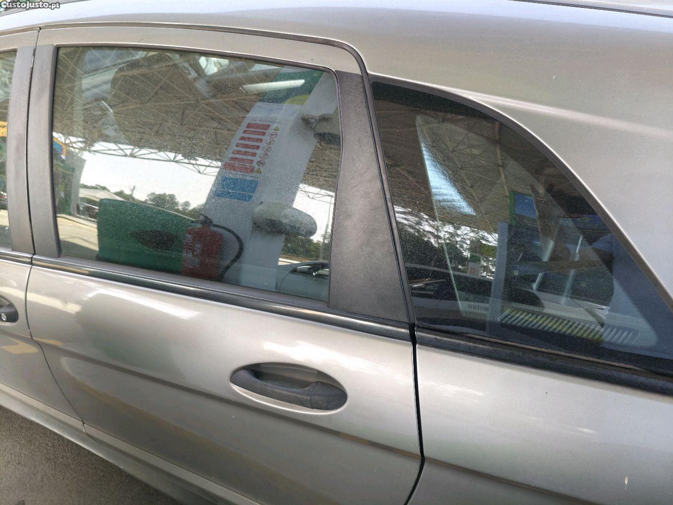 Mercedes-Benz B 180 w245 B180cdi — fotografia 3