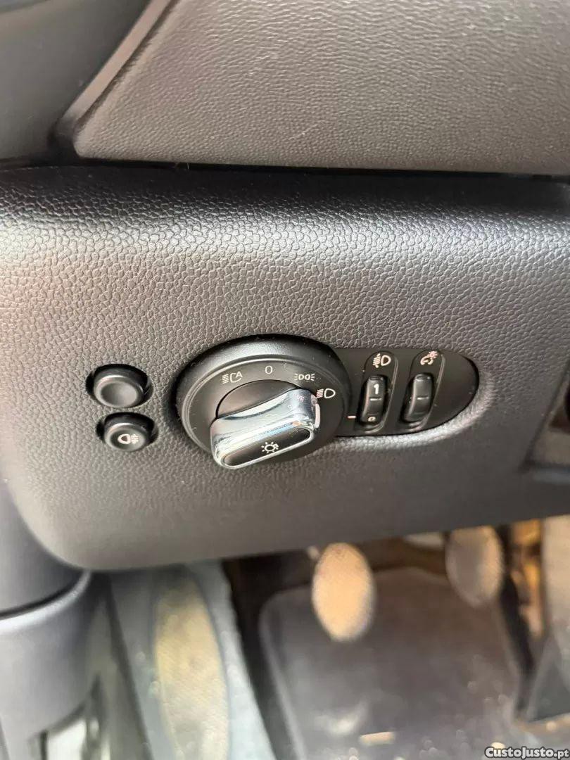 MINI Cooper 3p premium first 4business — fotografia 3
